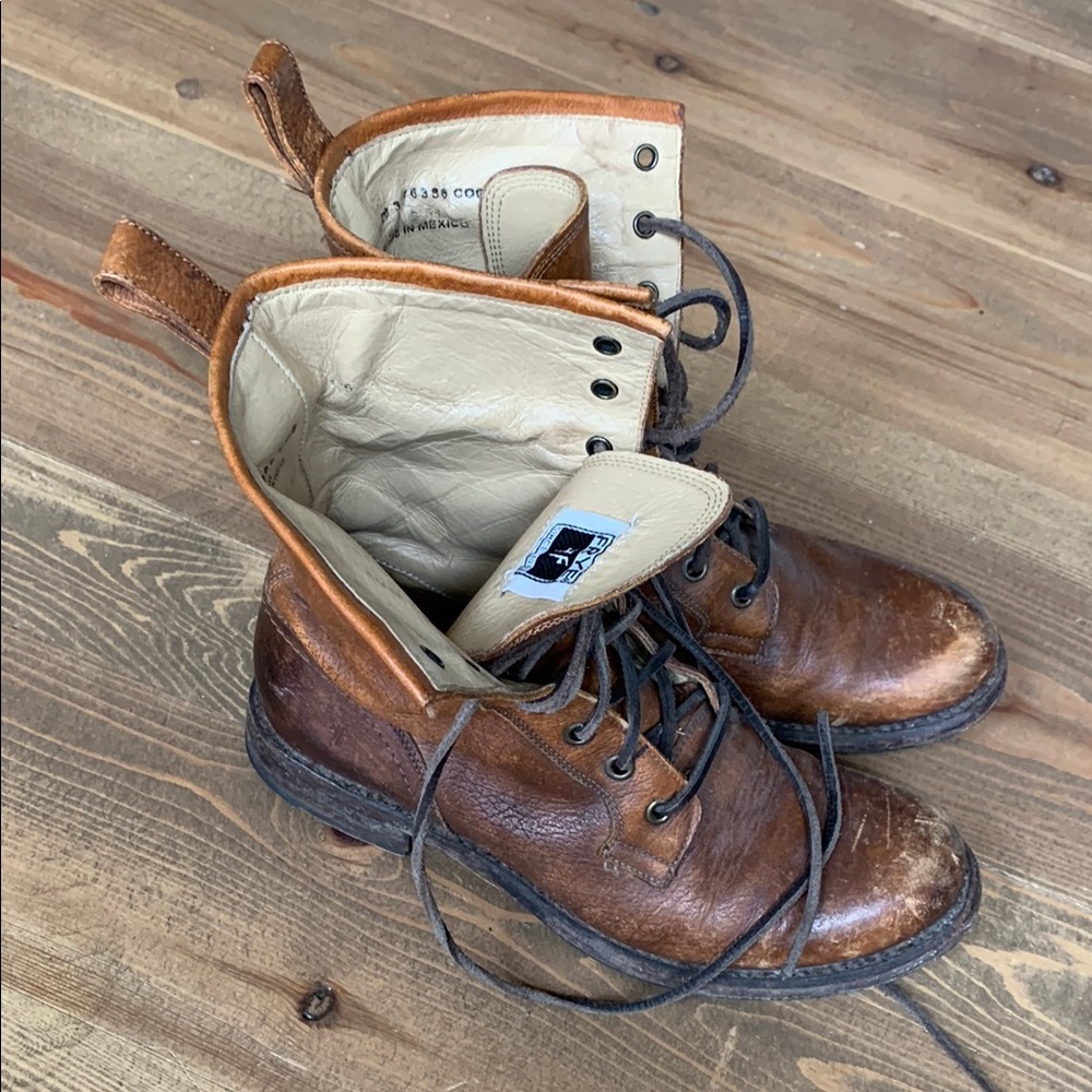 Women’s Frye Leather Boots 8 1/2